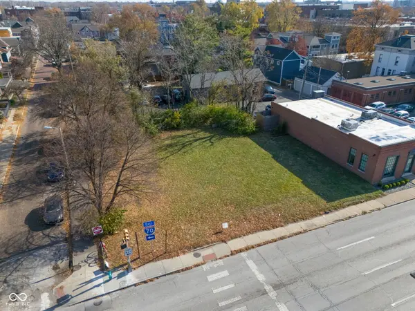985 N Delaware ST, Indianapolis, IN 46202