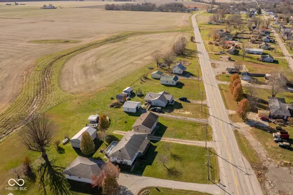 6519 W US Highway 50, Holton, IN 47023