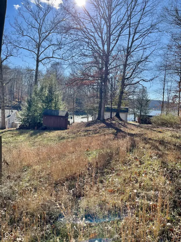 7483 N Beaver Lodge RD, Unionville, IN 47468
