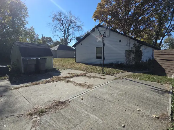 2015 Ralston AVE, Indianapolis, IN 46218