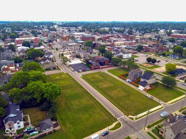 179 W Franklin ST, Shelbyville, IN 46176
