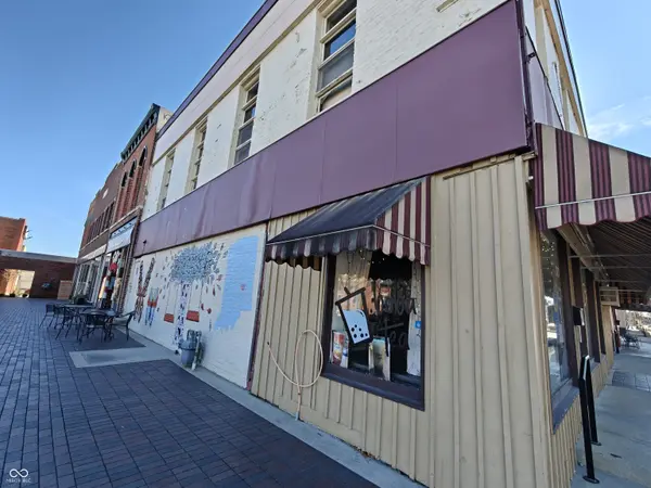 12 S Harrison ST #12-16, 18, Shelbyville, IN 46176