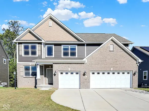 4946 HARRIS PL N, Greenwood, IN 46142