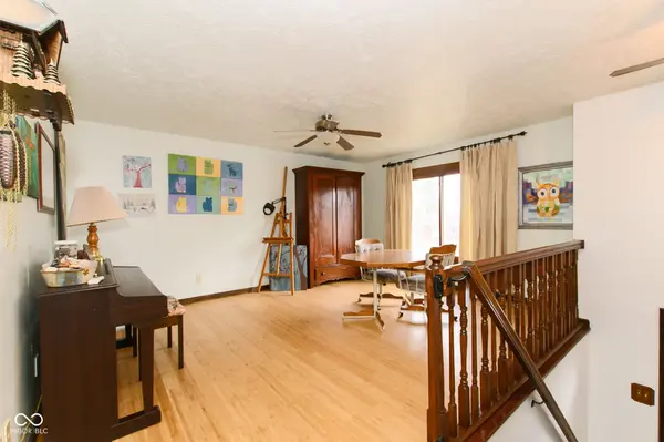 492 Pelenor DR, Franklin, IN 46131