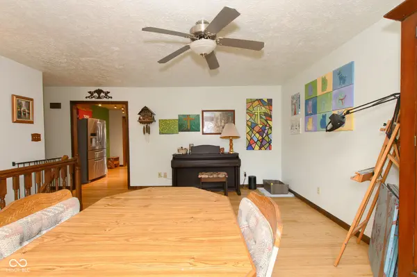 492 Pelenor DR, Franklin, IN 46131