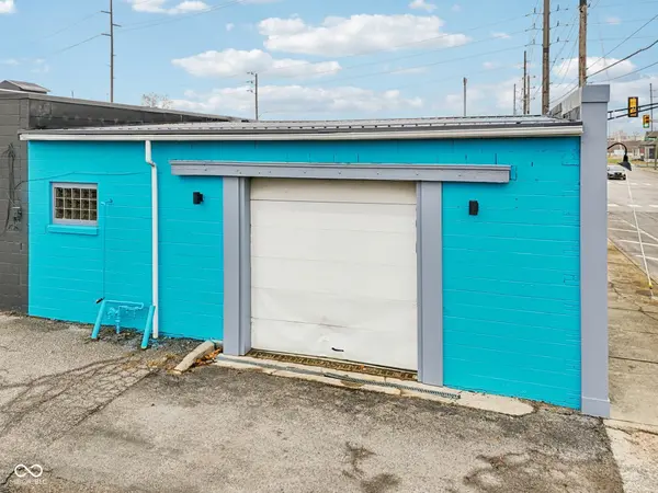 200 S State AVE, Indianapolis, IN 46201