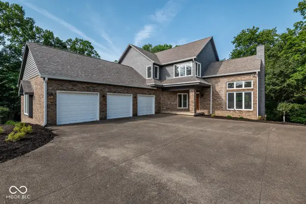 9416 S Harbour Pointe DR, Bloomington, IN 47401