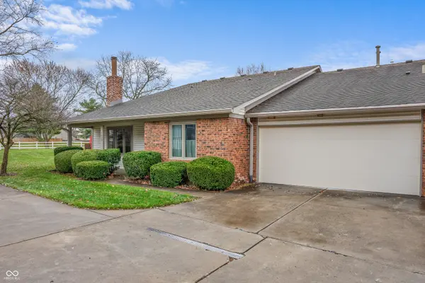 7609 Farm View CIR E, Indianapolis, IN 46256