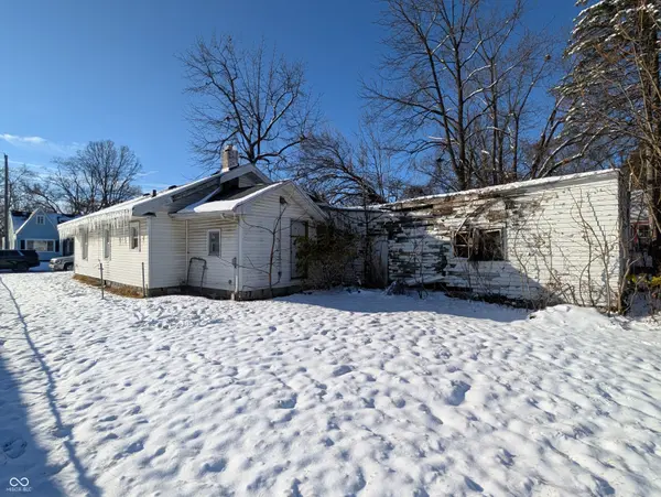 1736 W 12th ST, Anderson, IN 46016