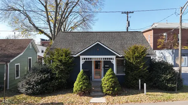 60 S Elm ST, Zionsville, IN 46077