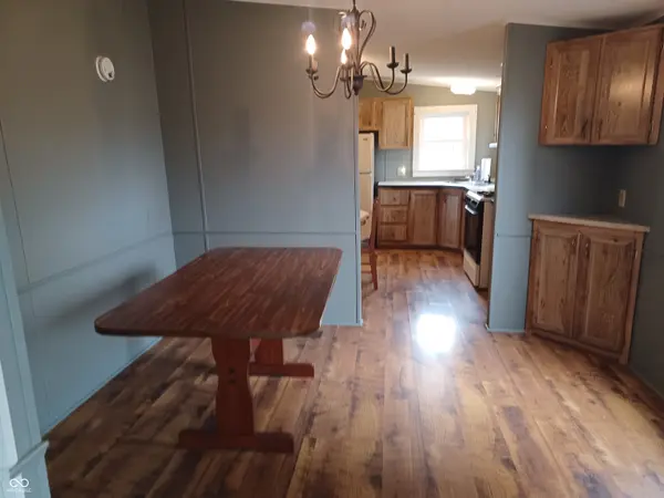 15566 S 8th ST, Clinton, IN 47842