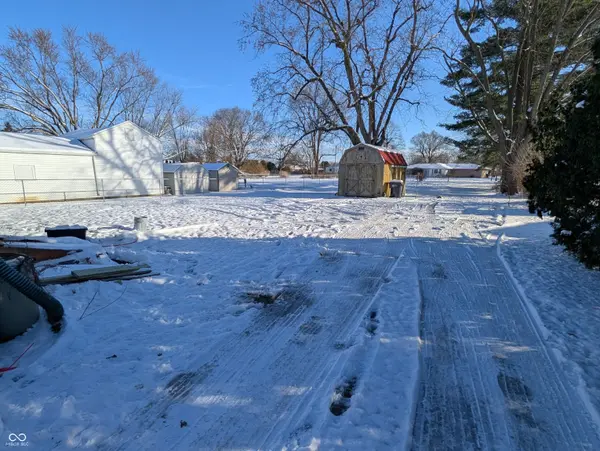 4826 Main ST, Anderson, IN 46013