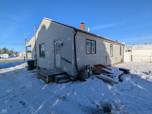 4826 Main ST, Anderson, IN 46013