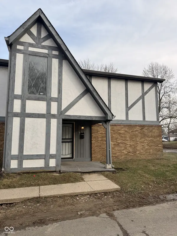 9783 Kingscross CT, Indianapolis, IN 46235