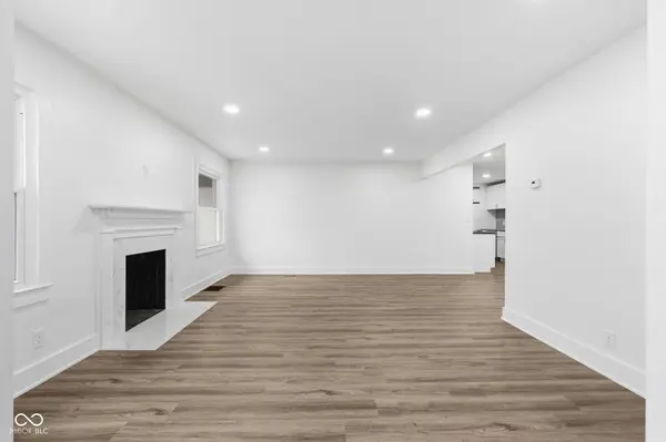 4705 Allisonville RD, Indianapolis, IN 46205