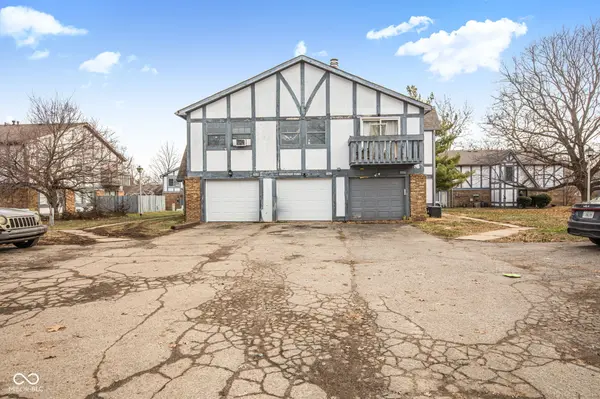 9792 Kingscross CT, Indianapolis, IN 46235