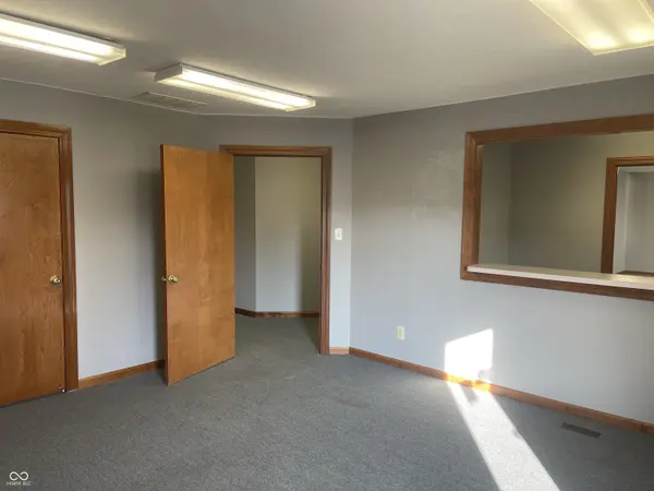 5136 E Stop 11 RD #29-30, Indianapolis, IN 46237