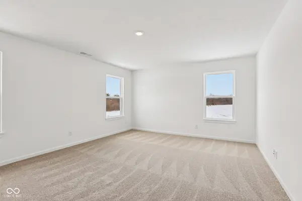 12141 Olivine AVE, Cumberland, IN 46229