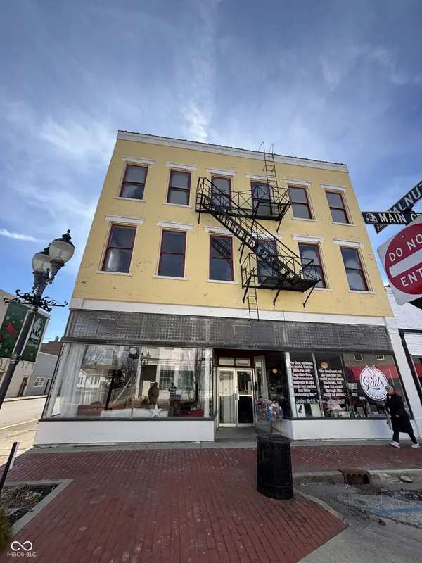 101 W Main Cross ST, Edinburgh, IN 46124