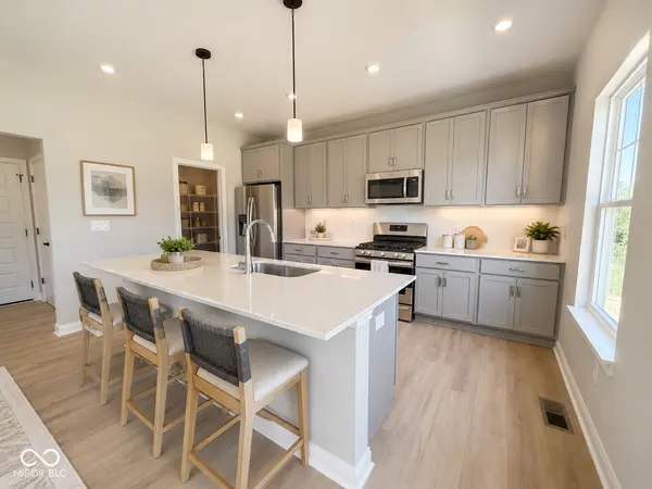 9417 Crimson CIR, Lapel, IN 46051