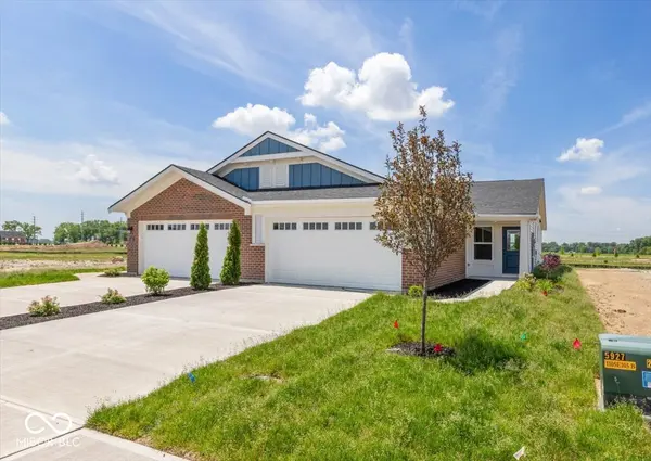 810 Rosebud LN, Greenfield, IN 46140