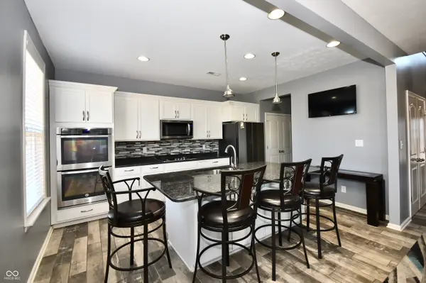 4219 Parliament WAY, Avon, IN 46123