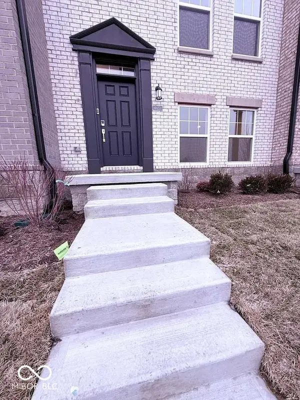 4923 Gilet DR, Noblesville, IN 46062