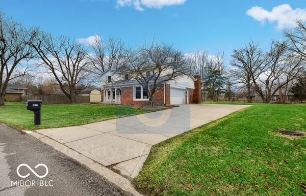 1616 Secretariat LN, Indianapolis, IN 46217