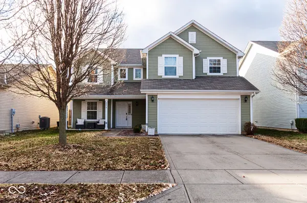 2478 Cedarmill DR, Franklin, IN 46131