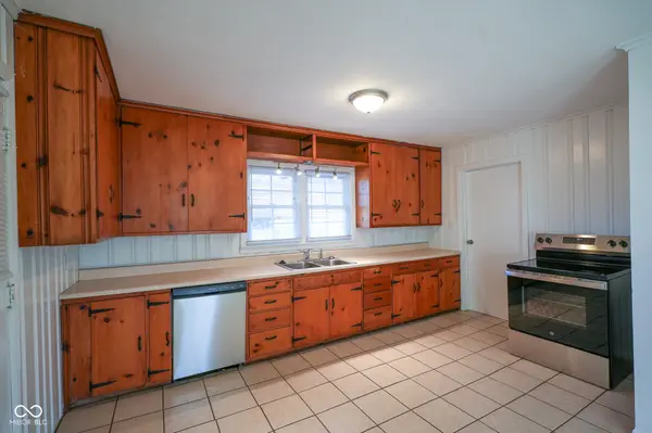 2903 W 22nd ST, Anderson, IN 46011