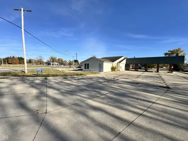 525 E Hartman RD, Anderson, IN 46012