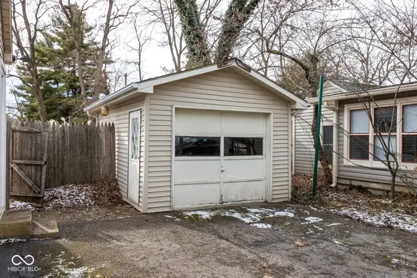 6570 Carrollton AVE, Indianapolis, IN 46220