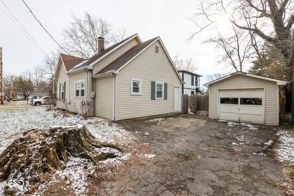 6570 Carrollton AVE, Indianapolis, IN 46220