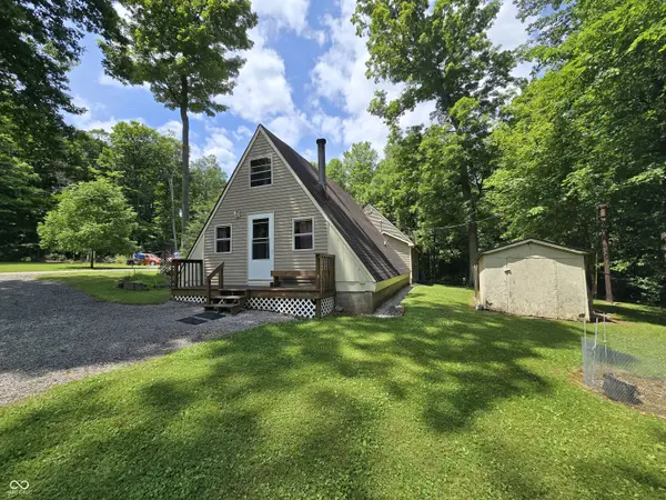 8252 W Chafin Chapel RD, Ellettsville, IN 47429