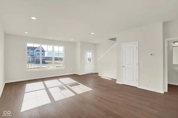 2648 Marjorie LN, Plainfield, IN 46168