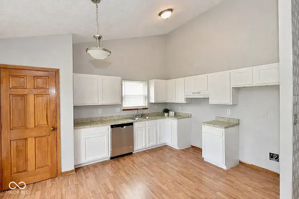 3701 Foxtail DR, Indianapolis, IN 46235