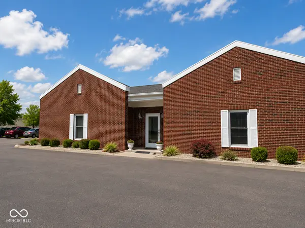 8140 Castleton RD, Indianapolis, IN 46250