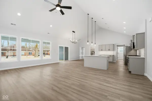 902 S Hoke AVE, Frankfort, IN 46041