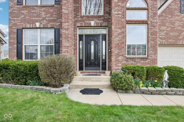 7854 Bayard DR, Indianapolis, IN 46259