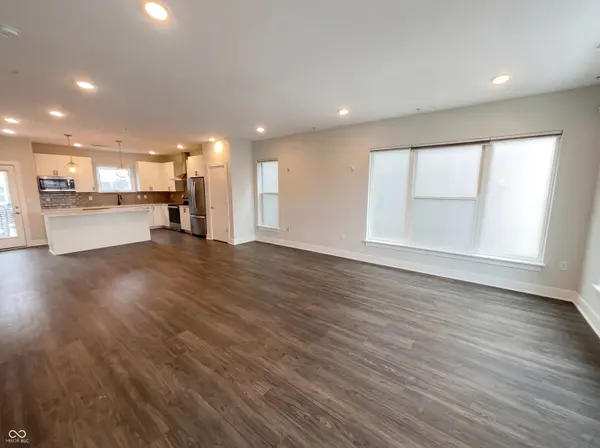 727 N Illinois ST #UNIT 208, Indianapolis, IN 46204