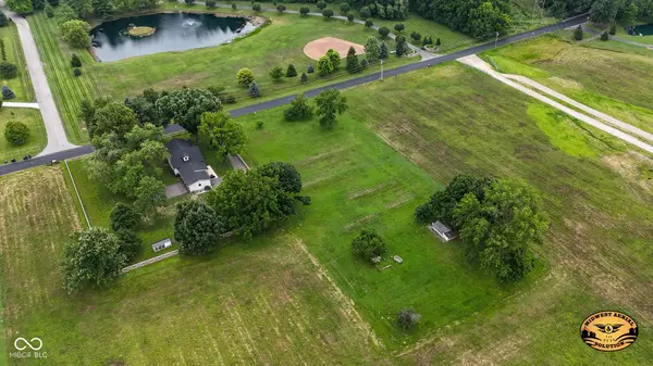 6594 Stones Crossing RD, Greenwood, IN 46143