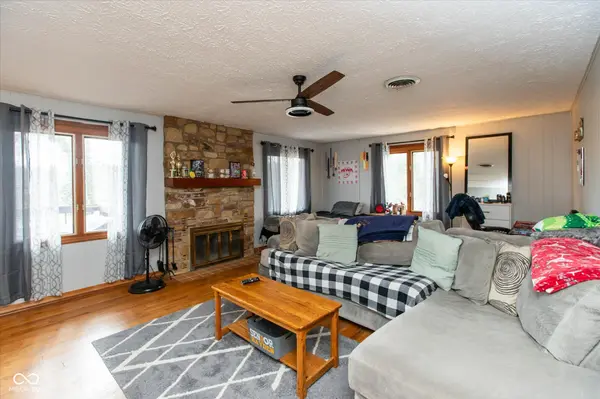 200 Boring PL, Martinsville, IN 46151