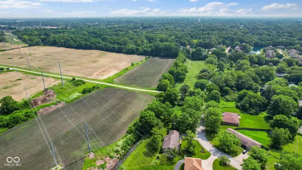 6000 W Hellis DR, Muncie, IN 47304