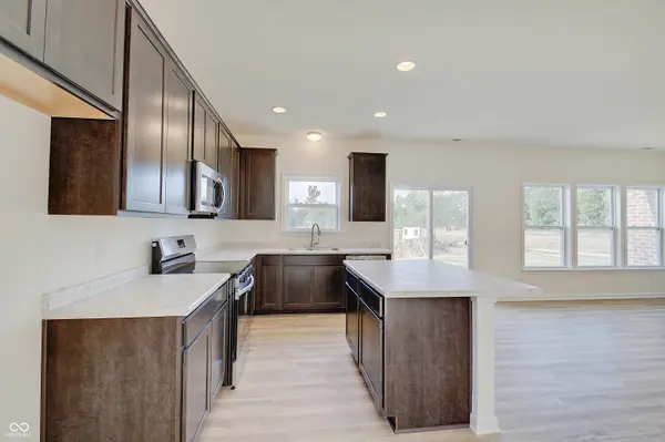 4970 E Daisy LN, Mooresville, IN 46158