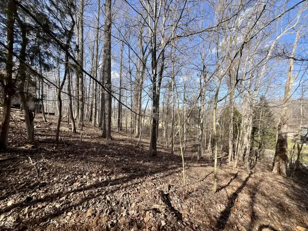 1865 Red Fox CT E, Martinsville, IN 46151
