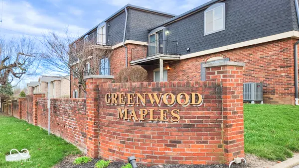 320 Elmead CT #APT 2002, Greenwood, IN 46142