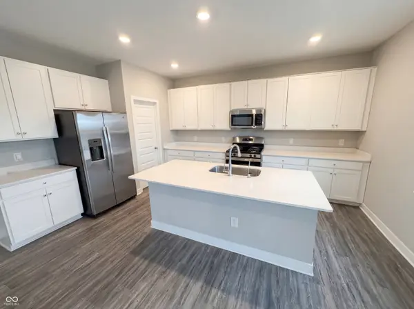 8691 Laurelton PL, Brownsburg, IN 46112