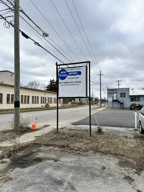 1302 E Wabash AVE, Crawfordsville, IN 47933