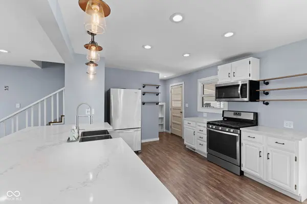 638 Maple CT, Brownsburg, IN 46112