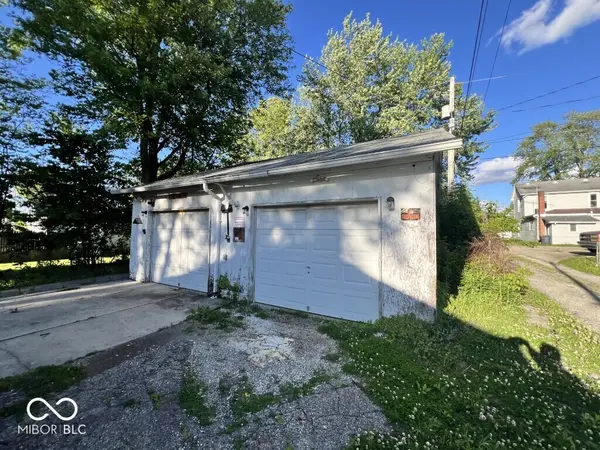 207 S Black ST, Alexandria, IN 46001